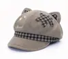 Gorra de boina octogonal retro con orejas de gato de estrella de cinco puntas para mujer, otoño e invierno, linda, reduce la edad, hace que la cara se vea más pequeña, cálida, a prueba de viento