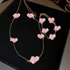 Collar de Flor de Trébol de Acetato Incrustado de Diamantes Estilo Coreano Cadena de Clavícula Dulce y de Moda Collar de Lujo Ligero de Alta Gama