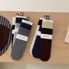 Calcetines para mujer Otoño 2026 con lunares de color contrastante, calcetines simples sin costuras hasta la pantorrilla, calcetines holgados cómodos y transpirables para mujer nayean