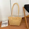 Bolsa Tote de Palha Trançada Grande Capacidade Verão 2026 Feminina Rústica Renda Bolsa Grande de Ombro Único Bolsa para Trajeto Suave de Axila