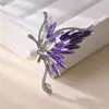 Broche de Pedrería de Moda Europea y Americana Nuevo para Mujer, Ramillete Pequeño Estilo Fragante, Pin Anti-Exposición Empaquetado Individualmente, Broche Floral