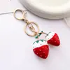 Llavero Creativo Nuevo Estilo Fresa Fruta con Goteo de Aceite, Llavero Exquisito para Bolso de Dama, Llavero de Coche, Pequeño Regalo