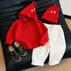 Conjunto de roupas infantis estilo coreano 2026 novo modelo de outono para meninos e meninas suéter vermelho fofo dopamina e calça casual