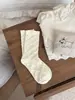 26 Nuevos Calcetines de Algodón para Mujer Estilo Serie Gris Otoño/Invierno Moda Coreana Lunares Florales Lazo Media Pantorrilla Calcetines Cómodos