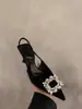 Sapatos de salto alto elegantes de alta qualidade com strass estilo francês para mulheres, design primavera-verão, modernos e versáteis, scarpins sexy de bico fino