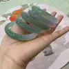 Pulseira de Calcedônia Tipo Gelo na Cor Verde Jade Natural Macaron com Gradiente de Padrões de Montanha e Água, Pulseira de Ágata, Presente para Mãe ou Namorada