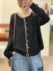 Otoño 2026 Nuevo Hilo de Algodón Vintage Holgado Bloques de Color Cuello Redondo Sencillo Versátil Casual Chaqueta de Punto para Mujer