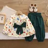 Conjunto de Moda de Primavera para Niñas 2026 Nuevo Dulce Camisa Muñeca Dopamina y Pantalones de Linterna Conjunto de Dos Piezas para Bebés Niñas
