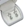 Pendientes de Flor de Cerezo de Nácar Natural con Aguja de Plata s925 Pendientes de Botón de Pétalo de Perla Swarovski para Mujer Sentido del Diseño de Pendientes de Flor Nicho