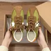 2026 Verano Nuevo Retro Nicho Ballet Alemán Zapatos de Entrenamiento para Mujer Súper Atractivos Diarios Cómodos Suela Suave Versátiles Zapatos Casuales