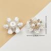 Jóias de pérolas de crisântemo DIY feitas à mão Broche de presente de luxo coreano simples para todos os jogos Acessórios para o cabelo Roupas