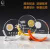 Troféu de cristal personalizado com moedas de ouro embutidas, lembrança de negócios para reunião anual da empresa, ornamento de cristal para funcionário destaque