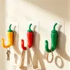 Gancho con forma de chile, diseño creativo, no requiere taladro, gancho adhesivo para colgar llaves detrás de la puerta, gancho para recibidor, gancho para ropa, montado en la pared