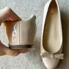 Sapatilhas Femininas Estilo Coreano Decotadas com Laço Outono 2026 Novo Francês Rosa Nude Elegantes Bico Redondo Simples Sapatos Baixos