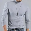 Camiseta de Manga Longa Lisa Slim Fit para Outono Masculina, Camada Base Justa 100% Algodão, Blusa Tendência de Gola Média para Outono, Moda Plus Size