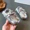 Zapatos Deportivos de Moda para Niñas Estilo Alemán 2026 Niñas Primavera y Otoño Nuevos Transpirables Suela Suave Antideslizantes Casuales