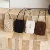 Bolso mullido transfronterizo para mujer 2026 otoño nuevo versión coreana retro exquisito diseño de nicho bolso bandolera bolso para teléfono