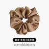 Novo modelo 2026 scrunchie de cetim preto para mulheres, elástico de cabelo de alta qualidade, elástico elegante para rabo de cavalo baixo, acessório de cabelo estilo casual
