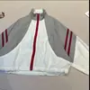 2026 Nova Roupa de Proteção Solar Infantil Jaqueta Color Block com Gola Alta para Meninos e Meninas Verão Leve Respirável Roupas para a Pele Estilo Tendência