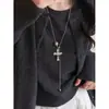 Collar con Colgante de Cruz de Diamante Moda Lujo Ligero Temperamento Cadena para Clavícula Personalidad Joyería Versátil de Gama Alta para Mujeres