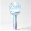 Palos de luz Fu Ying Yi D con forma de diamante hechos a medida para conciertos, palos fluorescentes con control remoto 2.4G, servicio integral de personalización IP para apoyo de fans