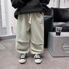 Tongku 2025 Estilo Inverno Infantil Roupas Infantis Huzhou Zhili Calça Casual para Bebê com Estampa de Letras Calça de Moletom Engrossada para Meninos Tendência