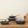 Atacado Transfronteiriço Potes Britânicos, Potes Antiaderentes de Pedra de Arroz Medicinal, Fogões de Indução, Fogões a Gás, Frigideiras, Panelas de Sopa, Conjuntos de Panelas de Leite