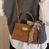 Bolso de Diseño de Nicho para Mujer 2025 Invierno Nuevo Estilo de Alta Gama Casual Versátil Bolso de Hombro Moderno Bolso Cruzado