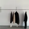 Estantes de pared para tiendas de ropa de hombre y mujer, estantes de exhibición de acero inoxidable cepillado, estantes de exhibición para tiendas de ropa, estantes colgantes para tiendas de ropa infantil