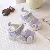 Sandálias Fechadas Respiráveis Desenho Animado 2026 Sapatos Pequenos Sandálias com Biqueira Fechada Estampa Infantil Cavalo Pequeno Sapatos Infantis Sapatos de Praia Verão Sandálias de Solado Macio