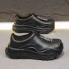 Sandálias Fechadas Crocs Masculinas Verão 2026 Novo Estilo Outdoor Sola Grossa Antiderrapante Tipo Tamanco Casuais de Praia