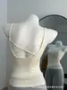 Camisola manga de menina picante cruzada no peito com costas bonitas, com bojos, cintura marcada, justa, simples, para usar por baixo ou por cima, top base