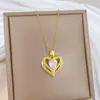 [Acero de Titanio] Corazón Hueco de Doble Capa Lujo Accesible Elegante Impresionante Collar de Diamantes Completos Cadena Versátil para Clavícula para Mujer Cadena de Acero de Titanio