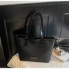 Bolso de Hombro Casual y de Moda para Mujer 2025 Nuevo Bolso Tote Retro de Gama Alta Gran Capacidad Casual Bolso de Axila