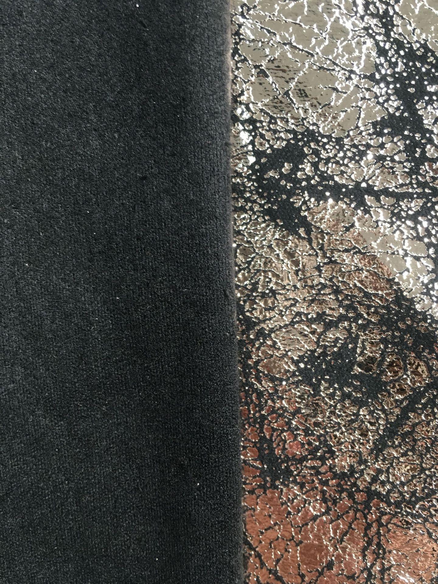 215909e7f0bc52354377f7fc57c389