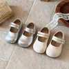 Sapatos de Princesa para Meninas Coleção Outono 2026 - Sapatos de Couro Pequenos Modernos e Simples para Meninas, Mocassins Baixos para Crianças Pequenas, AliExpress