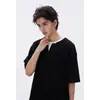 Camiseta de Manga Corta con Cuello en V Falsa de Dos Piezas para Hombre, Nuevo Estilo de Verano, Marca Americana Trendy Cleanfit, Corte Holgado, Manga Media de Hombro Normal