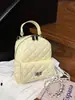 Mochila Pequeña Estilo Coreano para Estudiantes Universitarios, Bolso de Cadena Acolchado Versátil de Cuero Suave Negro de Alta Gama para Mujeres