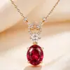 Collar de Gota de Agua con Incrustaciones de Diamante y Doble Anillo para Mujer, Lujo Ligero de Moda con Personalidad, Cadena para Clavícula Versátil Color Rojo Granada Estilo Nuevo 2026