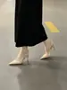 Tacones Altos Baotou Mujer Lazo de Pedrería Súper Brillante Color Champaña Superficie de Satén Punta Fina Stiletto Diamantes de Colores Baile de Graduación