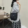 Bolsa Cruzada de Hombro Único Tipo Cubo para Mujer, Diseño Sencillo, de Moda, de Gama Alta, Exquisito, de Nicho, Nueva Colección Primavera/Verano 2026