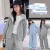 Conjunto de otoño para niñas 2026, nueva colección de primavera y otoño, cárdigan infantil elegante y moderno y conjunto casual de dos piezas para niñas mayores