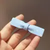 Lindo Pasador de Lazo de Lunares Azul Leche Clip para Flequillo Cabello Roto Clip Lateral Frente de Niña Par Clip de Pico de Pato Pasador Cabello
