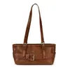 Bolso bandolera minimalista retro con hebilla de cinturón para mujer, principios de otoño de 2026, bolso de hombro de nicho de lujo ligero de alta gama para el día a día