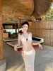 Biquíni Sexy de Amarrar no Pescoço com Recortes Conjunto de Quatro Peças para Mulheres, Estilo Férias na Praia, Roupa de Banho Emagrecedora
