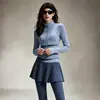 Conjunto Fitness Duas Peças Outono e Inverno para Mulheres, Top com Gola Alta e Zíper Acinturado, Calça Saia Antiexposição de Cintura Alta Falsa Dupla Peça, Roupa Esportiva