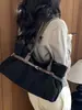 Bolso tote de gamuza de alta gama para otoño e invierno 2026 bolso de hombro con hebilla de cinturón bolso de axila bolso grande de piel de vaca para commuting
