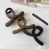 Pinza de Tiburón Mate de Gama Alta, Tamaño Pequeño Adecuado para Mujeres con Cabello Fino, Nuevo Estilo 2026 Pinza para el Cabello para la Parte Posterior de la Cabeza