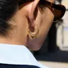 Wanxing Pendientes de Aro con Colgante de Corazón de Acero Inoxidable Galvanizado Estilo Europeo y Americano Combinación de Colores Oro y Plata Pendientes de Moda Retro de Venta Caliente Transfronteriza para Mujeres