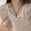 Nuevo collar de cuerda negra de estilo chino con danza del león para hombres y mujeres, cadena de clavícula con temperamento explosivo para parejas, joyería sencilla que combina con todo.